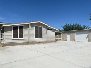 26362 Community Blvd in Barstow, CA - Building Photo - Building Photo