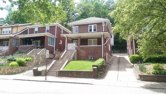 6523 Stanton Ave in Pittsburgh, PA - Building Photo