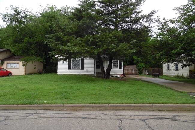 property at 505 NE 33rd St