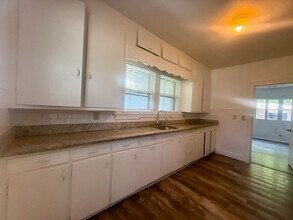 605 Oak Park Dr in Little Rock, AR - Building Photo - Building Photo