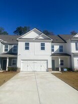 28 Russet Wy in Newnan, GA - Building Photo