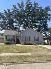 2804 Hazel St in Lake Charles, LA - Building Photo - Building Photo