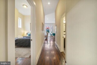 1836 Delancey St in Philadelphia, PA - Foto de edificio - Building Photo