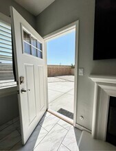 8418 Lourenco Ln in Corona, CA - Building Photo - Building Photo