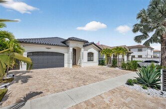 14541 SW 16th St in Miami, FL - Building Photo - Building Photo