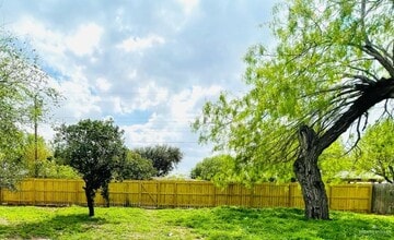 1307 Kerria Ave in McAllen, TX - Building Photo - Building Photo