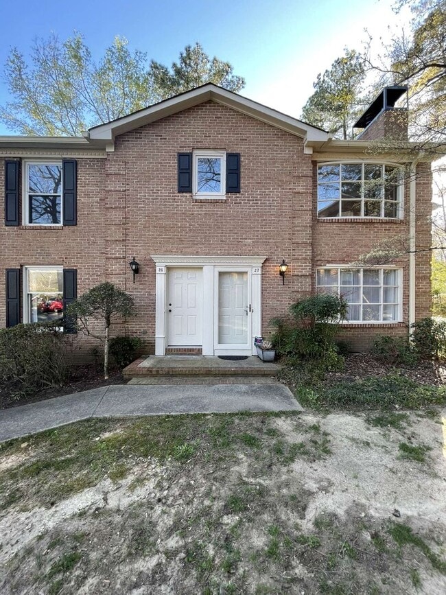 property at 1515 E Franklin St