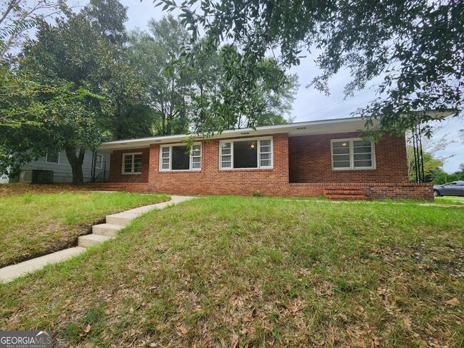 property at 2639 Willow St