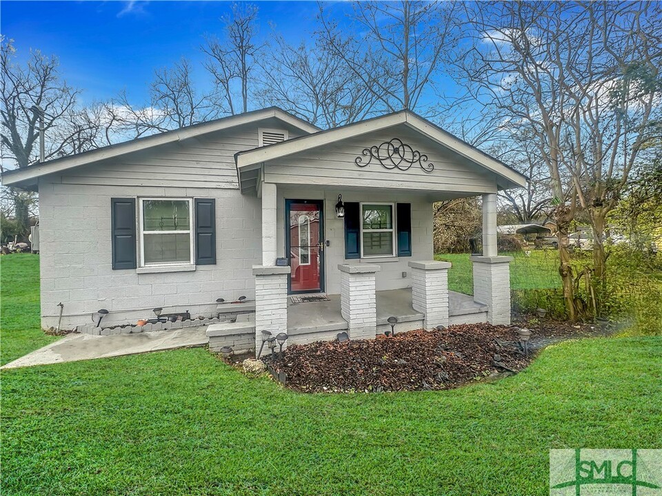 4121 2nd St in Savannah, GA - Building Photo