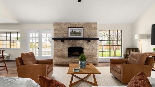 2300 Toulouse Dr in Austin, TX - Building Photo - Building Photo