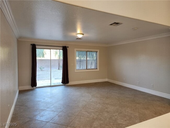 5208 N Madison Stone St in North Las Vegas, NV - Building Photo - Building Photo