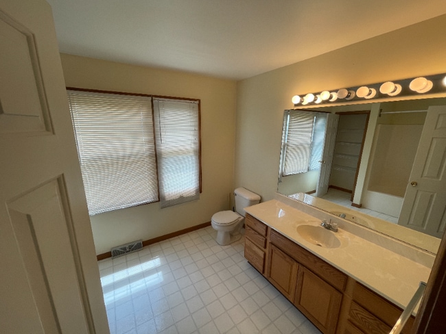220 Concord Hill Dr in Altamont, NY - Building Photo - Building Photo