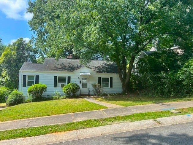 property at 1113 Skyview Rd