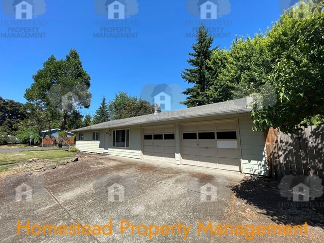 781 Stephanie St N in Monmouth, OR - Building Photo - Building Photo