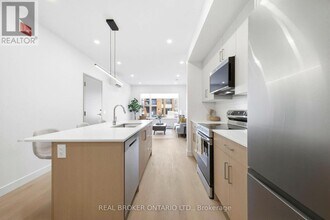 184 Woodroffe Ave in Ottawa, ON - Building Photo - Building Photo