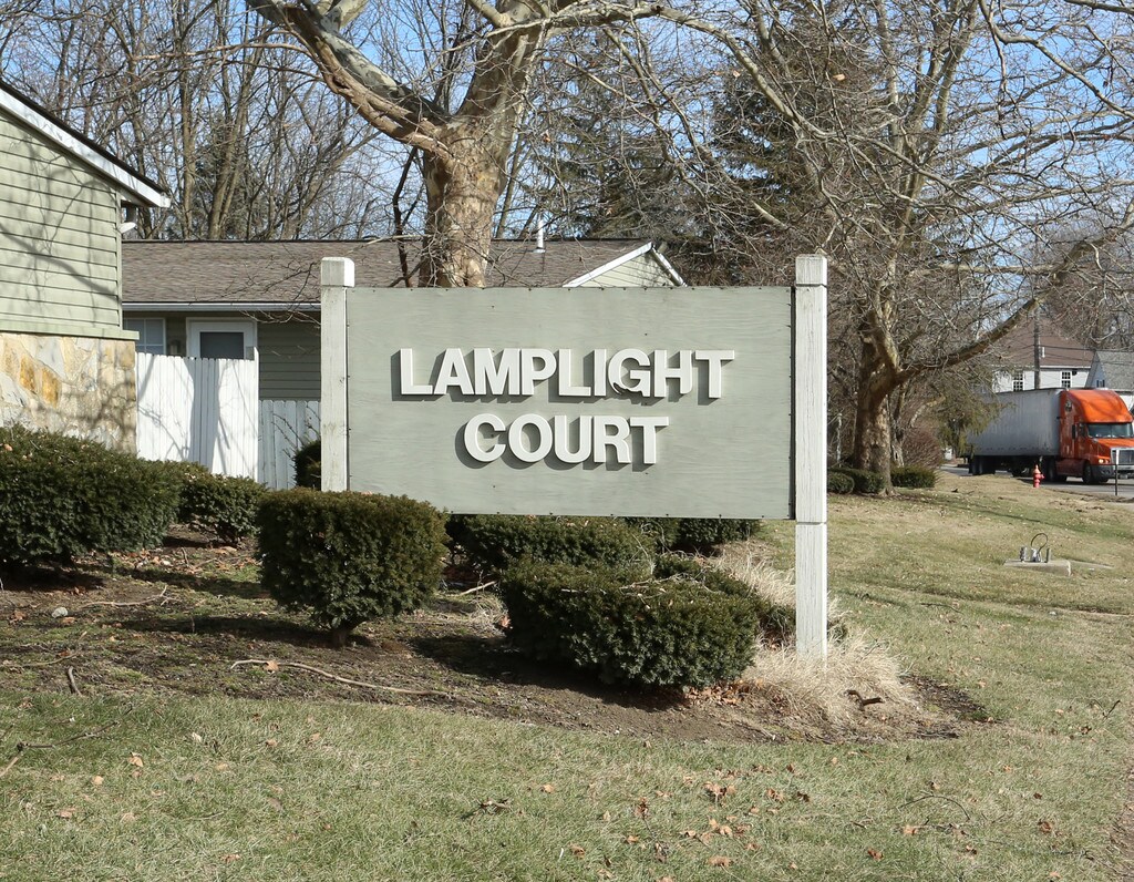 Madison Lamplight Apartments in London, OH