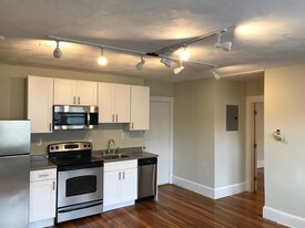 402 Highland Ave, Unit 36 in Somerville, MA - Building Photo