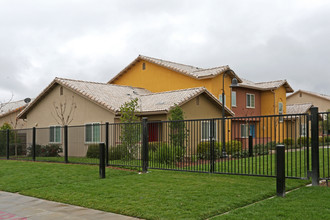 Parksdale Village II in Madera, CA - Building Photo - Building Photo