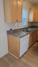 10 East St in Cranston, RI - Building Photo - Building Photo