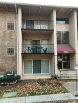 5501 Karen Elaine Dr in New Carrollton, MD - Building Photo