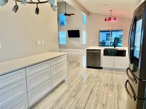 8283 47th St Cir E in Palmetto, FL - Building Photo - Building Photo