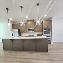 852 Woods Chapel Rd in Sugar Hill, GA - Building Photo - Building Photo