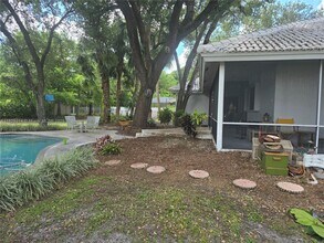 4960 NW 65th Ave in Lauderhill, FL - Building Photo - Building Photo