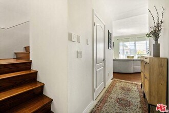 7912 Blackburn Ave in Los Angeles, CA - Building Photo - Building Photo