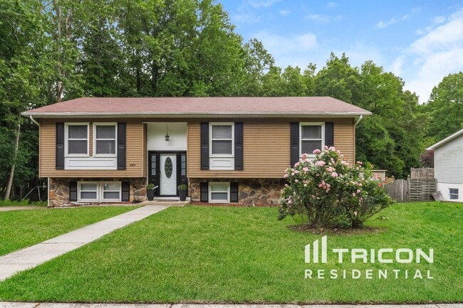 property at 2300 Timbercrest Dr