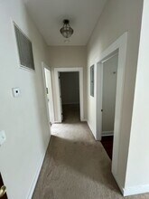 410 Nun St, Unit Upstairs in Wilmington, NC - Foto de edificio - Building Photo