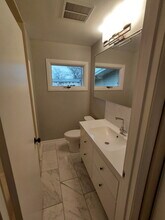 23 Steele Cir in Niagara Falls, NY - Foto de edificio - Building Photo