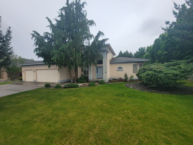 property at 1209 Vintage Ave