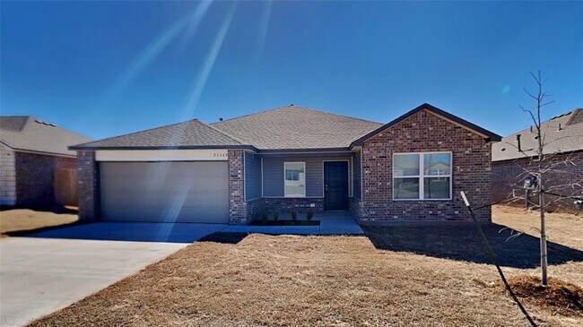 21164 River Mist Dr in Harrah, OK - Building Photo - Building Photo