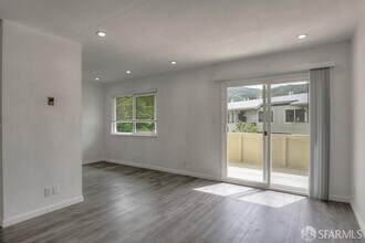 46728 Crawford St in Fremont, CA - Foto de edificio - Building Photo