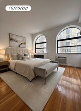 117 W 58th St in New York, NY - Foto de edificio - Building Photo