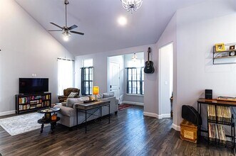 3517 The Commons Pkwy in Sachse, TX - Building Photo - Building Photo
