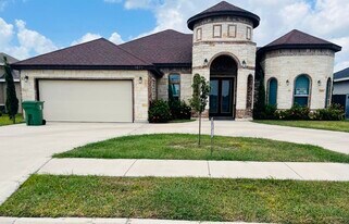 3873 Tolosa St in Brownsville, TX - Building Photo