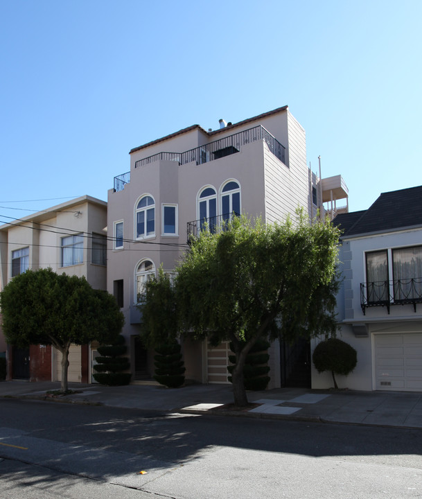 2932-2936 Gough St in San Francisco, CA - Building Photo