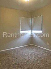2758 Hornblend St in San Diego, CA - Building Photo - Building Photo