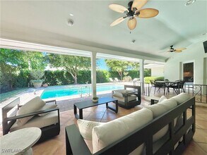 4083 Belair Ln in Naples, FL - Building Photo - Building Photo