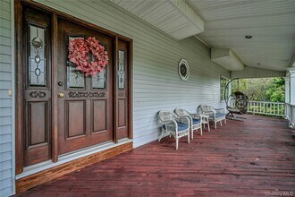 86 2nd St in Riverhead, NY - Building Photo - Building Photo