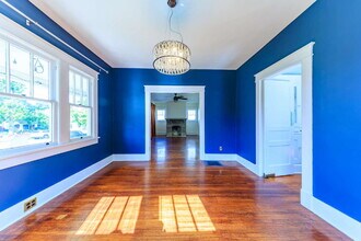1806 Russell St in Nashville, TN - Building Photo - Building Photo
