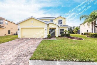 2201 Cape Heather Cir in Cape Coral, FL - Building Photo - Building Photo