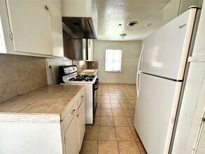 5210 Stuyvesant Ln in Houston, TX - Building Photo - Building Photo