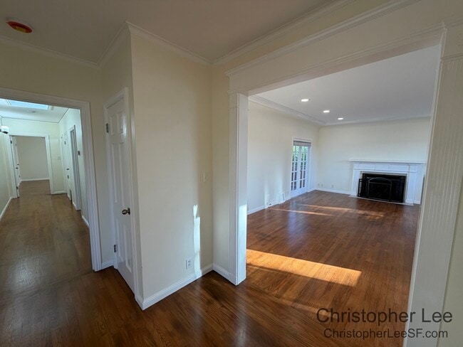 185 Eucalyptus Dr in San Francisco, CA - Building Photo - Building Photo