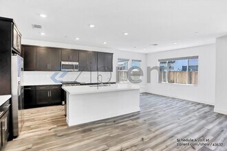 435 N Geyserville Wy in Mountain House, CA - Building Photo - Building Photo