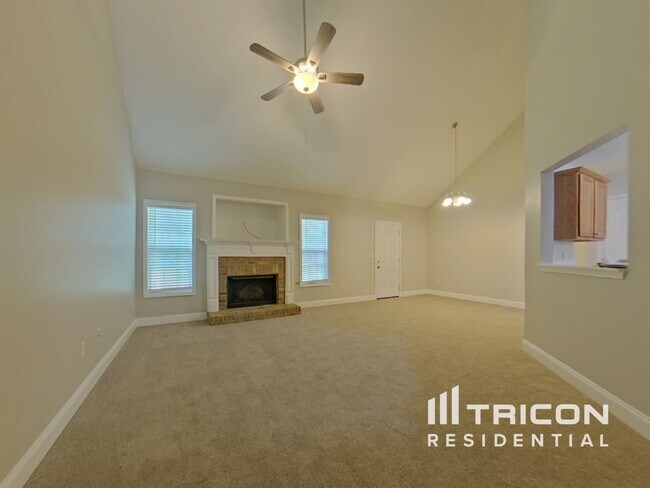 214 Raleigh Way in Villa Rica, GA - Foto de edificio - Building Photo