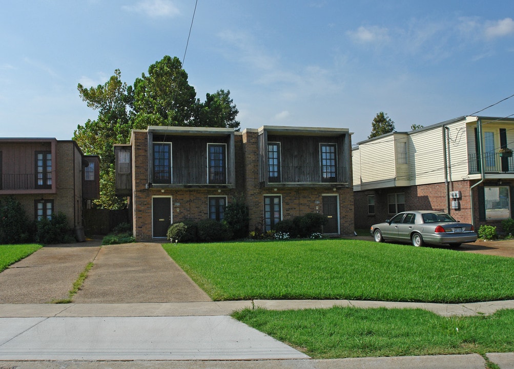 4426 Fairfield St in Metairie, LA - Building Photo