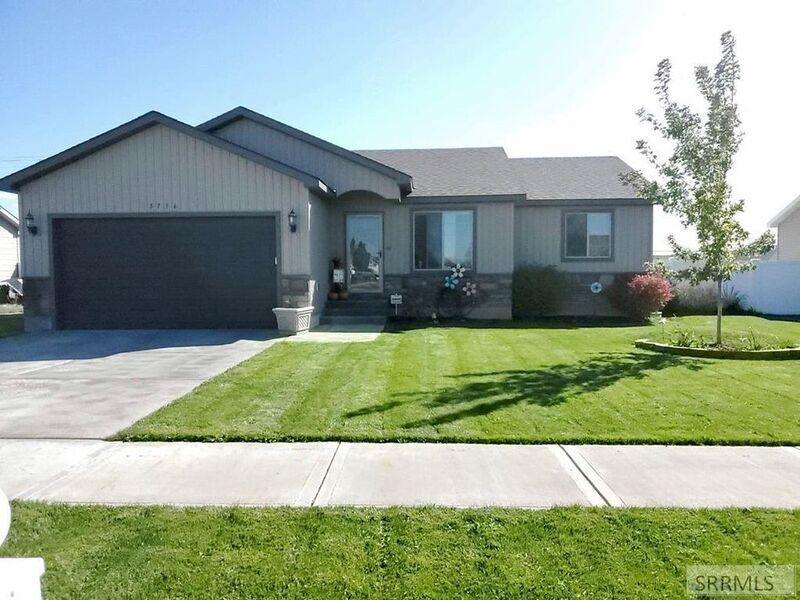 3736 Marble Dr in Idaho Falls, ID - Building Photo