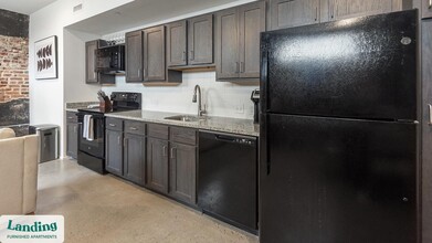 99 S Front St in Memphis, TN - Building Photo - Building Photo